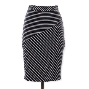 ❤️‍🔥3/$25❤️‍🔥Banana Republic Skirt